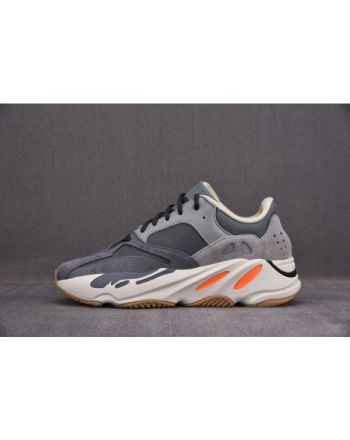 adidas Yeezy Boost 700 Magnet Fv9922